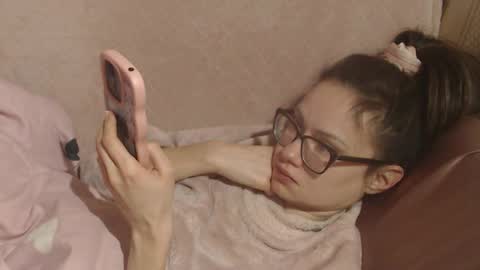 say meow and send tip  online show from February 2026 07:15:01 AM