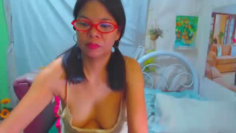 Snapshot of flowerfresh chatting on February 2025 11:46:01 AM Lexii online show from February 2025 11:46:01 AM