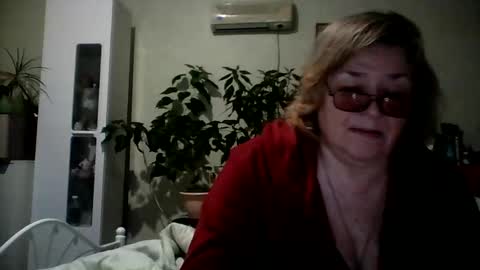 Snapshot of flowerlover8 chatting on February 2025 03:36:02 AM Flowerlower online show from February 2025 03:36:02 AM
