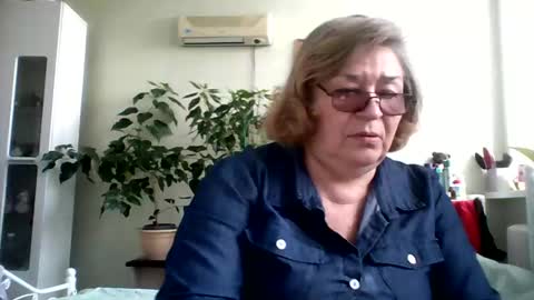 Snapshot of flowerlover8 chatting on March 2025 12:56:02 PM Flowerlower online show from March 2025 12:56:02 PM