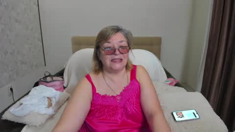 Snapshot of flowerlover8 chatting on March 2025 01:59:02 AM Flowerlower online show from March 2025 01:59:02 AM