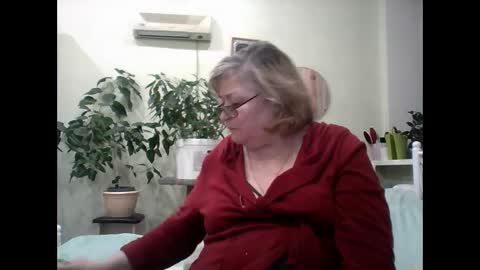 Snapshot of flowerlover8 chatting on March 2025 09:45:02 PM Flowerlower online show from March 2025 09:45:02 PM