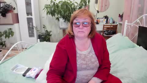 Snapshot of flowerlover8 chatting on September 2025 08:25:02 PM Flowerlower online show from September 2025 08:25:02 PM