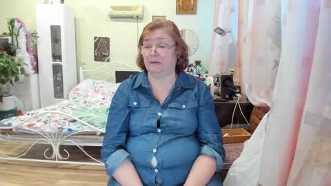 Snapshot of flowerlover8 chatting on January 2026 06:49:02 AM Flowerlower online show from January 2026 06:49:02 AM