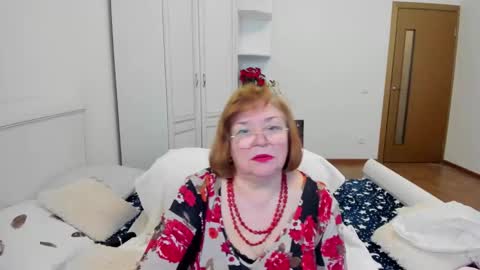 Snapshot of flowerlover8 chatting on February 2026 07:40:01 AM Flowerlower online show from February 2026 07:40:01 AM