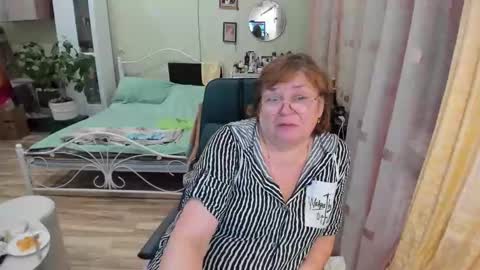 Snapshot of flowerlover8 chatting on February 2026 06:46:01 PM Flowerlower online show from February 2026 06:46:01 PM