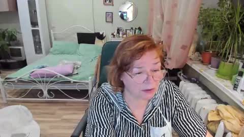 Snapshot of flowerlover8 chatting on February 2026 06:56:02 PM Flowerlower online show from February 2026 06:56:02 PM