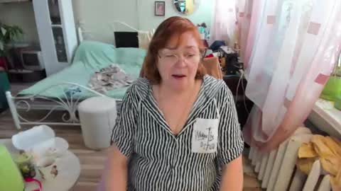 Snapshot of flowerlover8 chatting on February 2026 08:29:02 AM Flowerlower online show from February 2026 08:29:02 AM