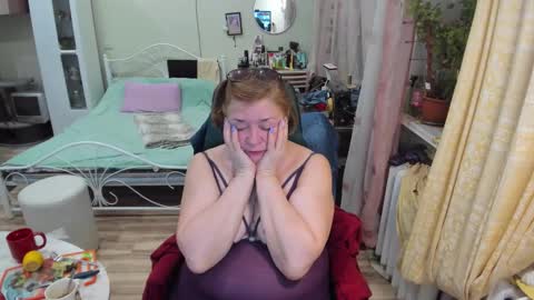 Snapshot of flowerlover8 chatting on March 2026 07:53:02 PM Flowerlower online show from March 2026 07:53:02 PM