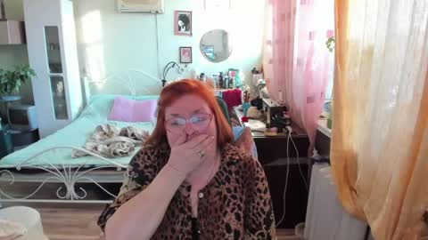 Flowerlower online show from May 2026 05:01:01 PM