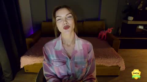 Katrin online show from May 2026 08:47:02 PM