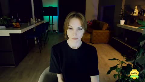 Katrin online show from June 2026 09:04:01 PM