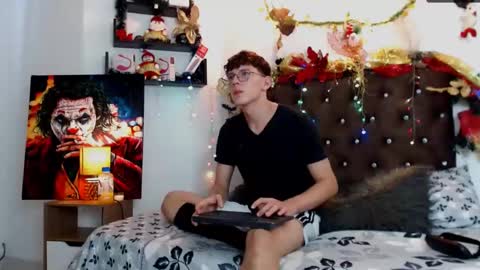 flowers109 online show from December 2024 08:48:01 PM