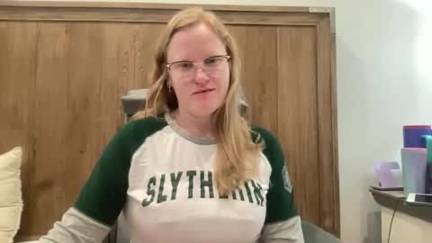 Snapshot of flowingpeach chatting on January 2026 05:34:02 AM flowingpeach online show from January 2026 05:34:02 AM