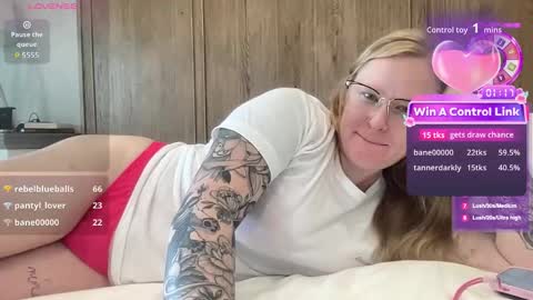 Snapshot of flowingpeach chatting on February 2026 07:18:01 PM flowingpeach online show from February 2026 07:18:01 PM