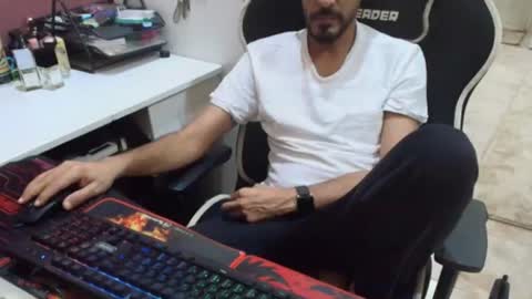 Snapshot of flowthefun chatting on July 2026 12:25:02 AM flowthefun online show from July 2026 12:25:02 AM