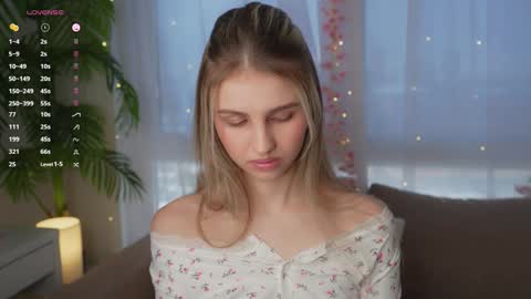 Adeline online show from December 2024 08:31:01 AM