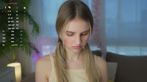 Adeline online show from December 2024 08:23:02 AM