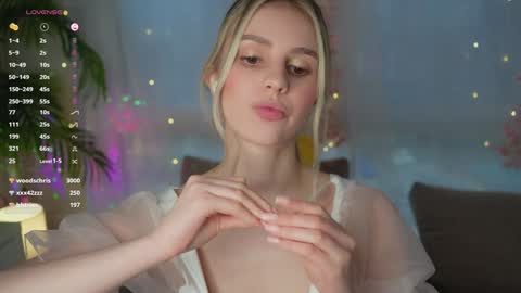 Adeline online show from January 2025 12:13:01 PM