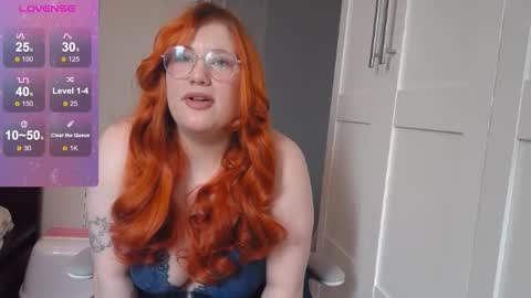 Fluffy Kity online show from October 2025 11:22:01 AM