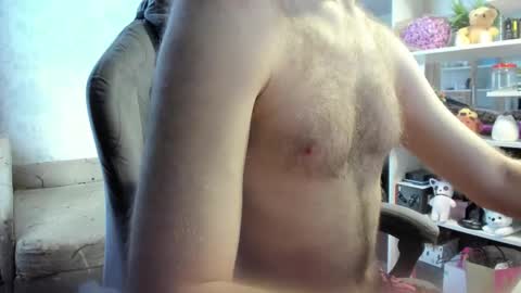 fluffycat  online show from November 2025 09:37:02 AM