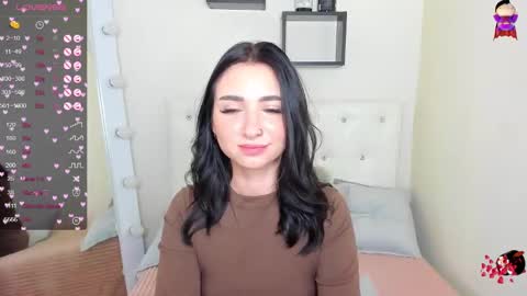 Lina online show from January 2025 11:29:01 PM