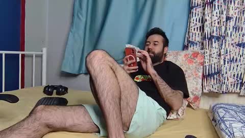 Fly online show from December 2025 06:43:02 AM