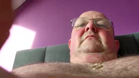 focusfuker online show from November 2025 01:01:01 PM