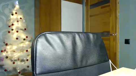 Snapshot of fofhcf chatting on December 2024 12:29:01 AM Molli Ready for any play with you. Hottest show in pvt Help a student earn big tokens online show from December 2024 12:29:01 AM