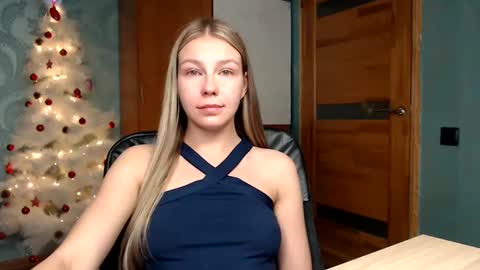 Snapshot of fofhcf chatting on January 2025 02:07:02 AM Molli Ready for any play with you. Hottest show in pvt Help a student earn big tokens online show from January 2025 02:07:02 AM