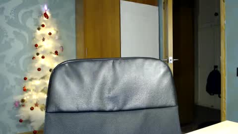 Snapshot of fofhcf chatting on January 2025 12:27:02 AM Molli Ready for any play with you. Hottest show in pvt Help a student earn big tokens online show from January 2025 12:27:02 AM