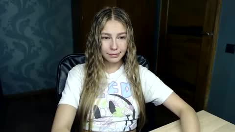 Snapshot of fofhcf chatting on February 2025 11:37:02 PM Molli Ready for any play with you. Hottest show in pvt Help a student earn big tokens online show from February 2025 11:37:02 PM