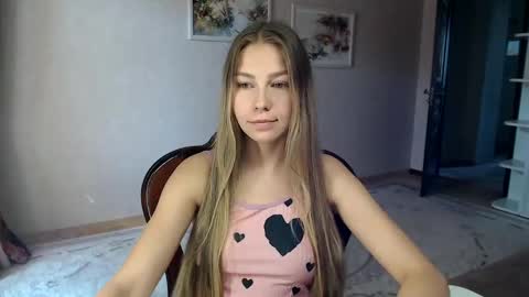 Snapshot of fofhcf chatting on October 2025 10:01:01 AM Molli Ready for any play with you. Hottest show in pvt Help a student earn big tokens online show from October 2025 10:01:01 AM