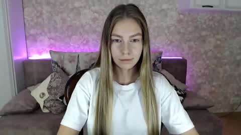 Snapshot of fofhcf chatting on November 2025 06:54:01 PM Molli Ready for any play with you. Hottest show in pvt Help a student earn big tokens online show from November 2025 06:54:01 PM