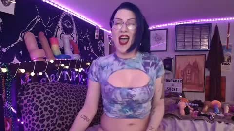 Fonda Dix online show from March 2025 10:03:02 AM