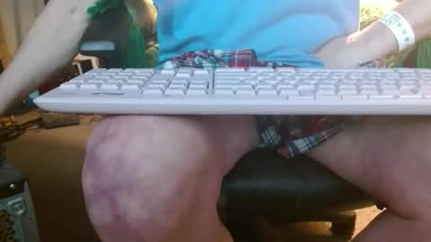 Snapshot of fooman103 chatting on March 2026 09:10:02 AM Fooman1007 online show from March 2026 09:10:02 AM