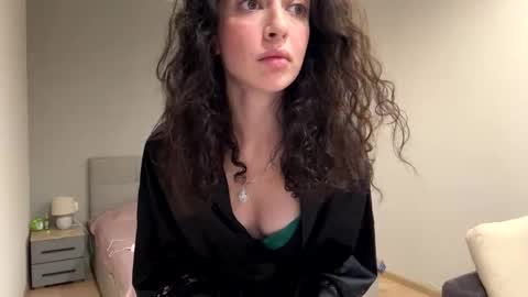 Snapshot of forbiddennvelvet chatting on October 2025 07:26:01 PM forbiddennvelvet online show from October 2025 07:26:01 PM