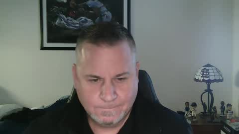 foreplayman22 online show from December 2024 10:40:02 PM