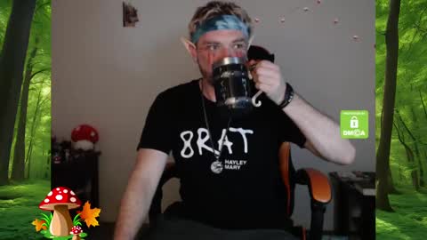 Snapshot of forest_brat chatting on January 2025 09:13:01 AM forest brat online show from January 2025 09:13:01 AM