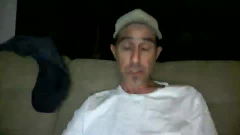 Snapshot of fouraide42 chatting on March 2026 05:35:01 AM fouraide42 online show from March 2026 05:35:01 AM