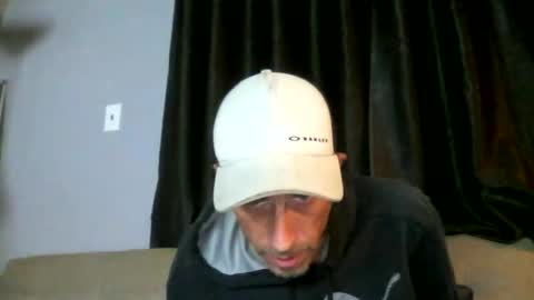 Snapshot of fouraide42 chatting on March 2026 02:27:02 AM fouraide42 online show from March 2026 02:27:02 AM