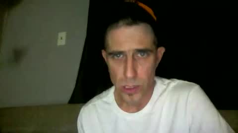 Snapshot of fouraide42 chatting on April 2026 01:42:02 AM fouraide42 online show from April 2026 01:42:02 AM