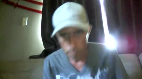 Snapshot of fouraide42 chatting on May 2026 04:03:01 PM fouraide42 online show from May 2026 04:03:01 PM