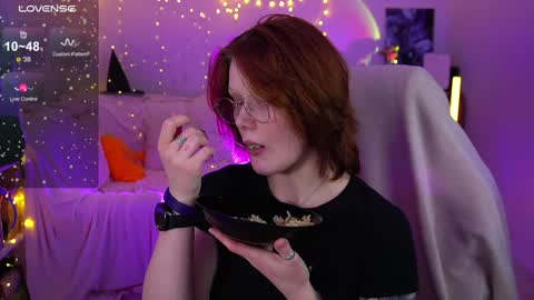 Snapshot of fox_and_dog chatting on February 2025 02:56:02 PM Senya subscribe to telegram channel online show from February 2025 02:56:02 PM