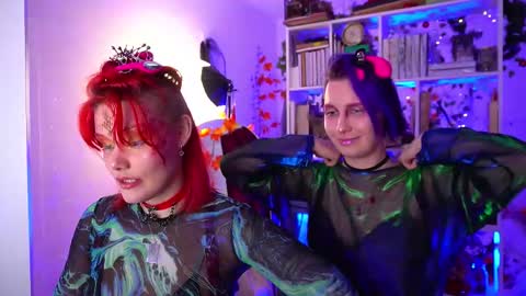 Snapshot of fox_and_dog chatting on November 2025 05:56:02 PM Senya subscribe to telegram channel online show from November 2025 05:56:02 PM