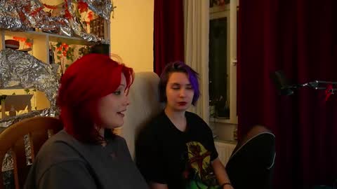 Snapshot of fox_and_dog chatting on November 2025 10:34:02 PM Senya subscribe to telegram channel online show from November 2025 10:34:02 PM