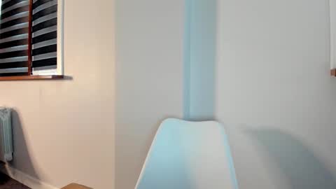 Snapshot of fox_beauty chatting on October 2025 01:06:02 AM Kira online show from October 2025 01:06:02 AM