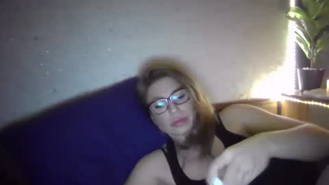 fox_red_lady7 online show from January 2025 06:52:01 PM