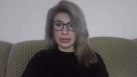 fox_red_lady7 online show from February 2026 02:00:02 PM