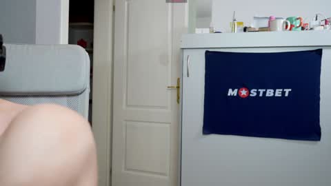 CUSTOM PHOTOS AND VIDEOS -  online show from December 2024 02:55:01 PM